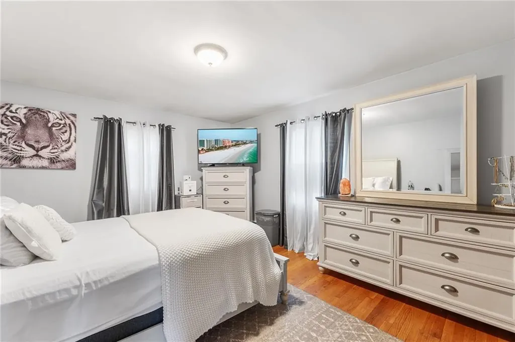 978 Smithfield Avenue Lincoln RI 02865