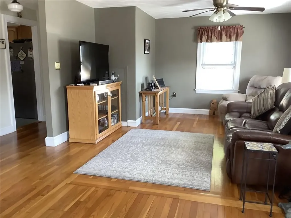 408 Vine Street Pawtucket RI 02861