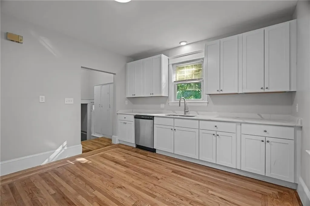 725 River Avenue Providence RI 02908