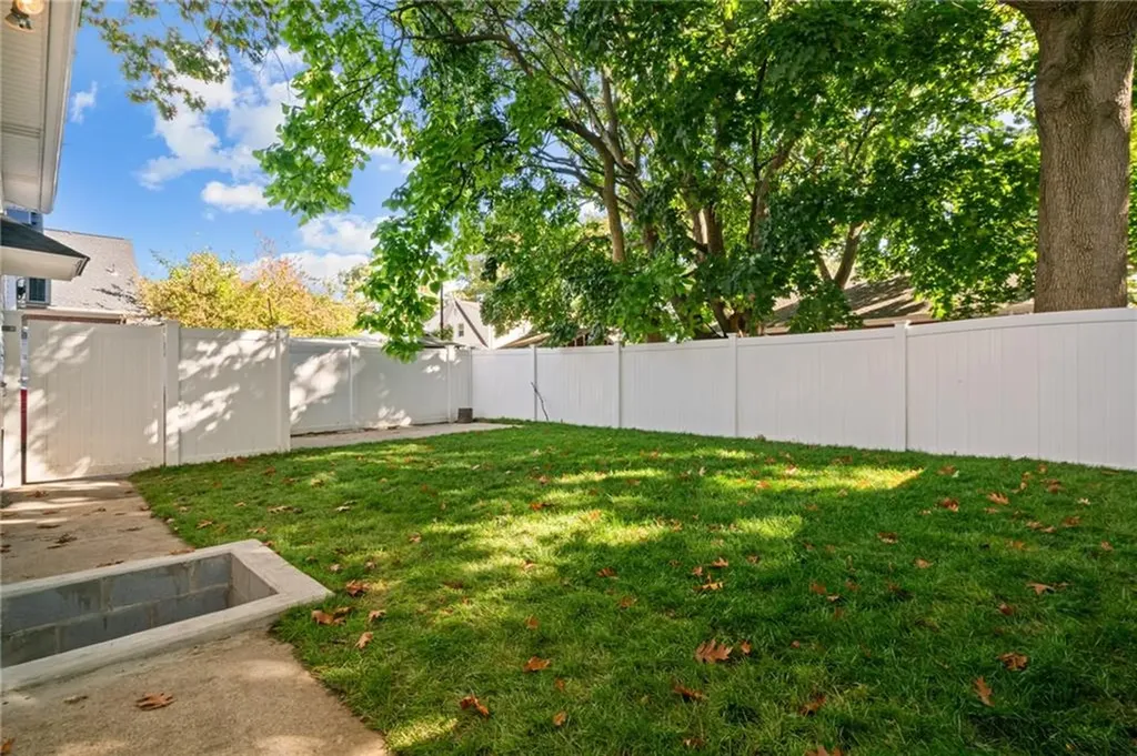 725 River Avenue Providence RI 02908