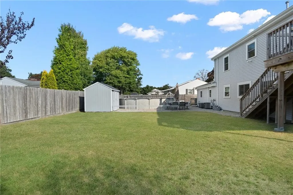 35 Shadbush Road Warwick RI 02888