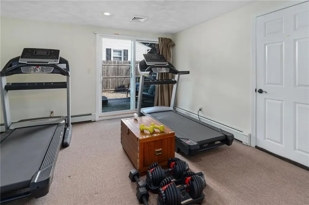 35 Shadbush Road Warwick RI 02888
