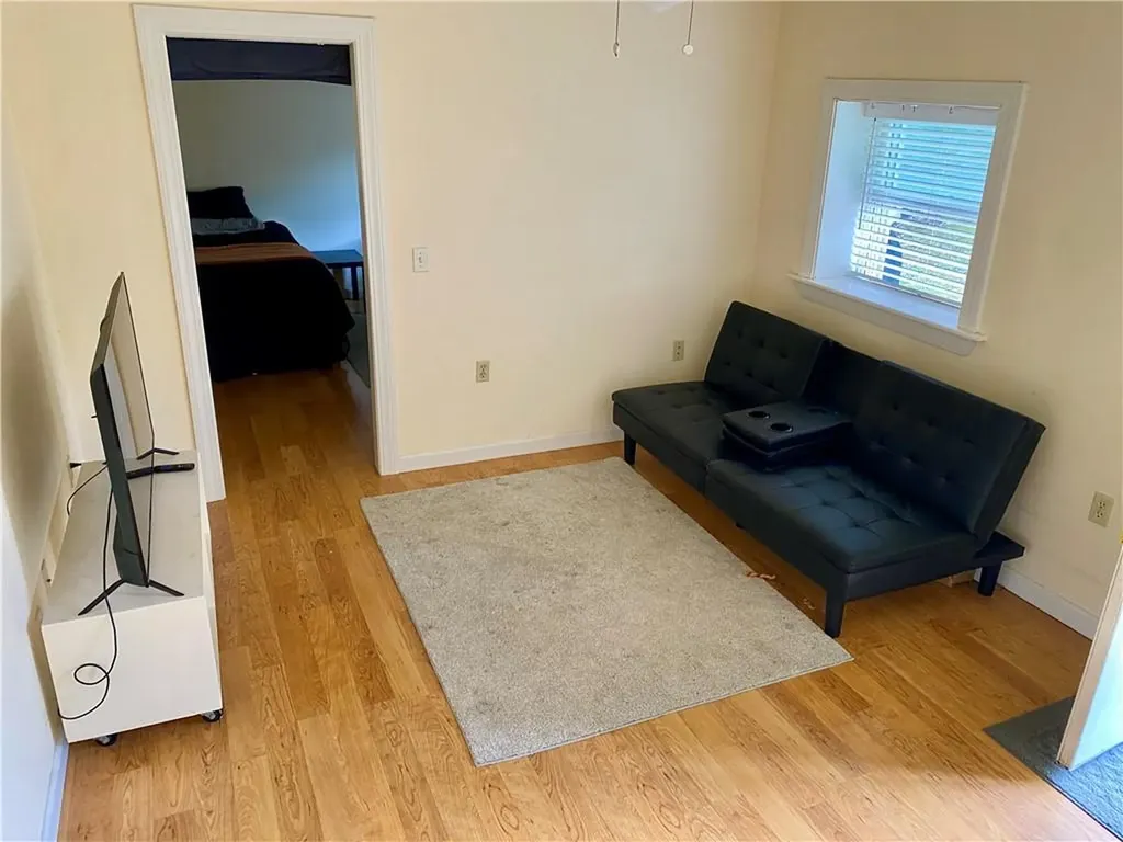 16 Clearview Avenue Portsmouth RI 02871