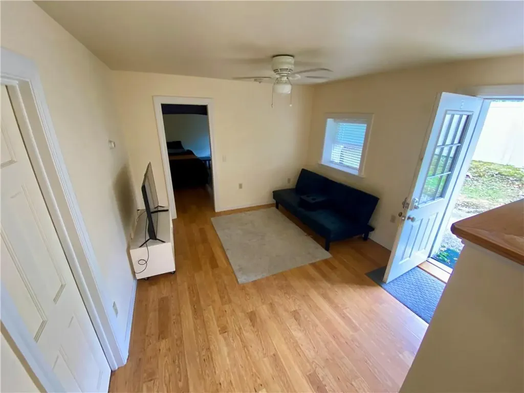 16 Clearview Avenue Portsmouth RI 02871