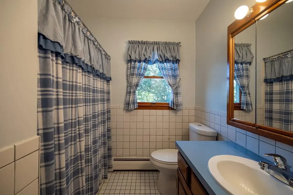 44 Desoto Street Cumberland RI 02864