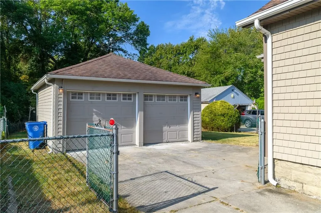 58 Delway Road Cranston RI 02910