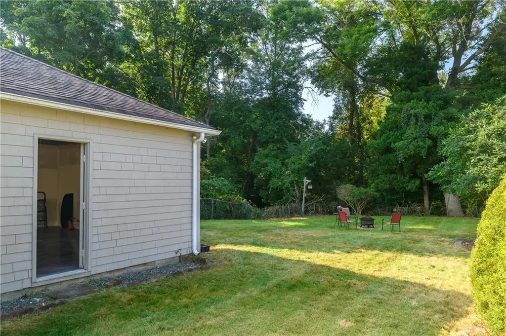 58 Delway Road Cranston RI 02910