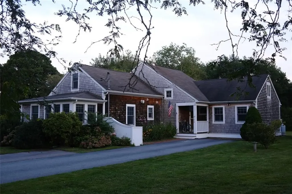 67 High Street Jamestown RI 02835