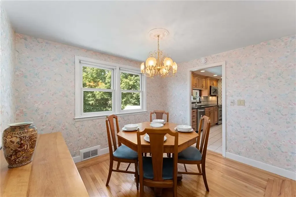 41 Thistle Drive Cranston RI 02920