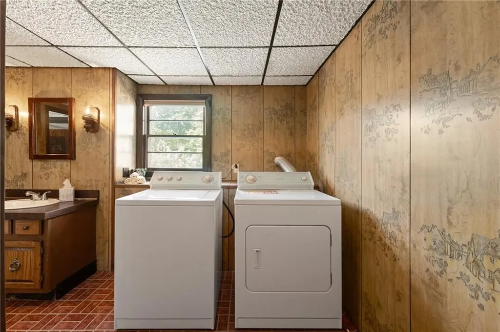 41 Thistle Drive Cranston RI 02920