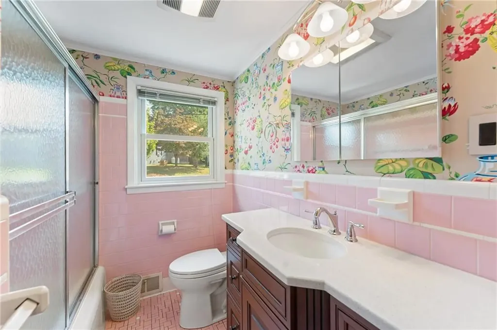 41 Thistle Drive Cranston RI 02920