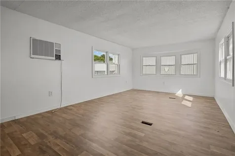 11 East Drive East Providence RI 02916