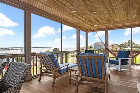 41 Conanicut Road Narragansett RI 02882