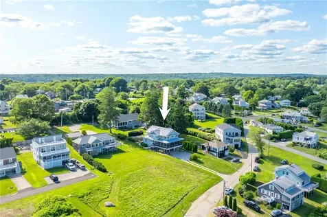 41 Conanicut Road Narragansett RI 02882