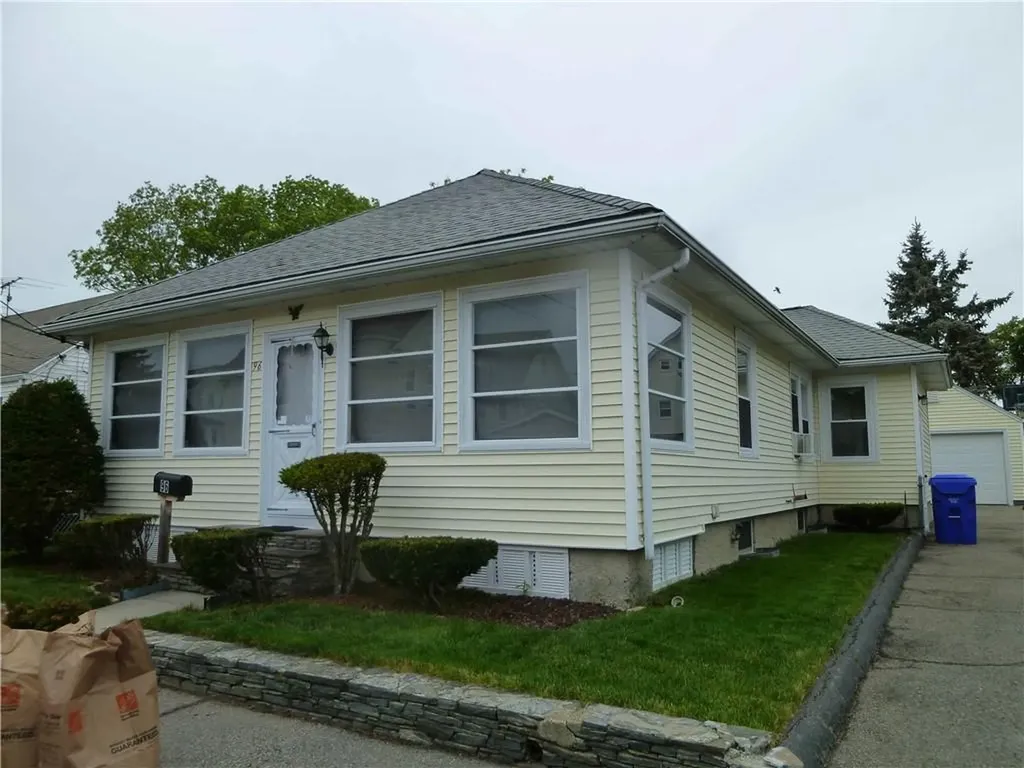 96 Bristol Avenue Pawtucket RI 02861