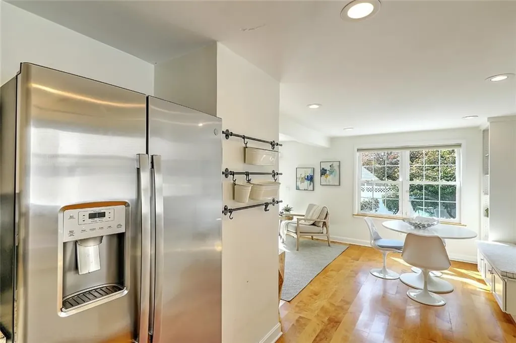 301 Rochambeau Avenue Providence RI 02906