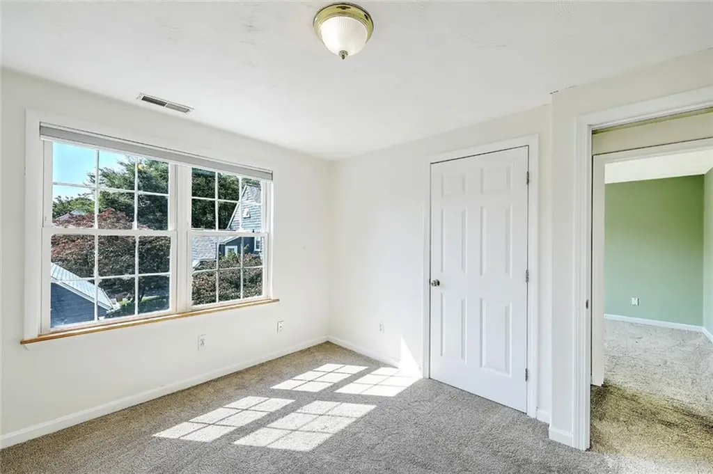 301 Rochambeau Avenue Providence RI 02906