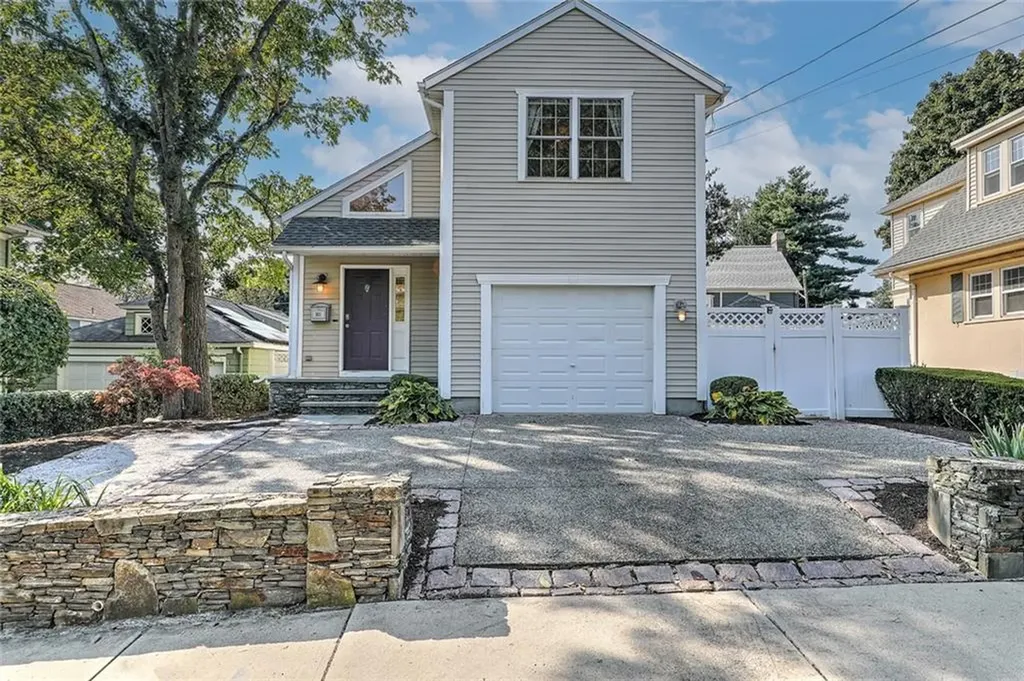301 Rochambeau Avenue Providence RI 02906