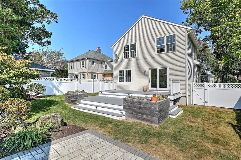 301 Rochambeau Avenue Providence RI 02906
