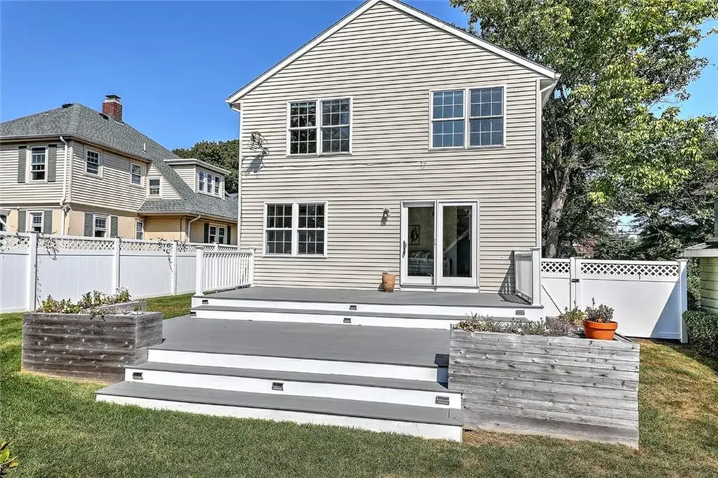 301 Rochambeau Avenue Providence RI 02906