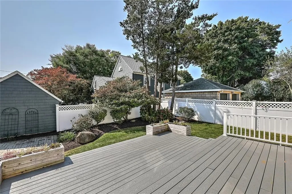 301 Rochambeau Avenue Providence RI 02906