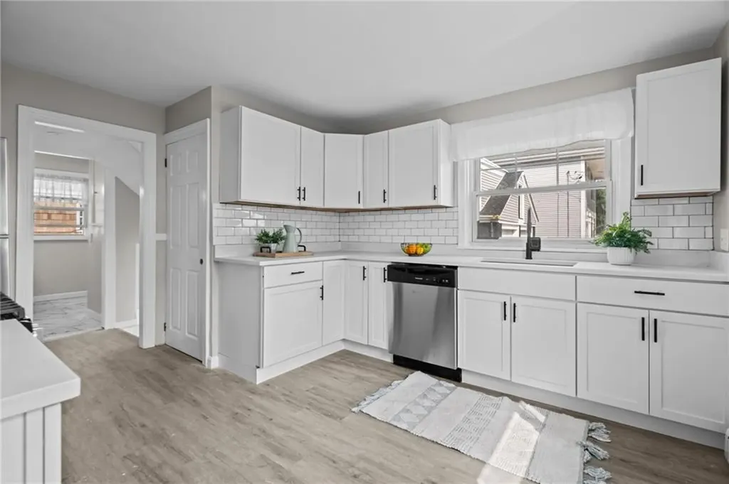 669 York Avenue Pawtucket RI 02861