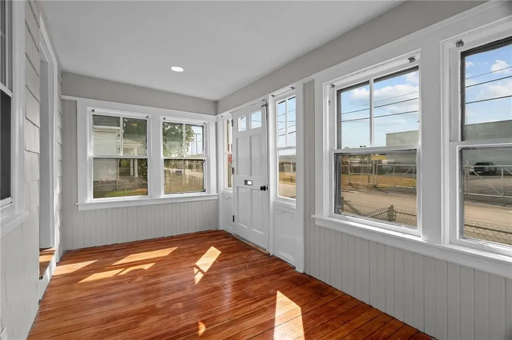 669 York Avenue Pawtucket RI 02861