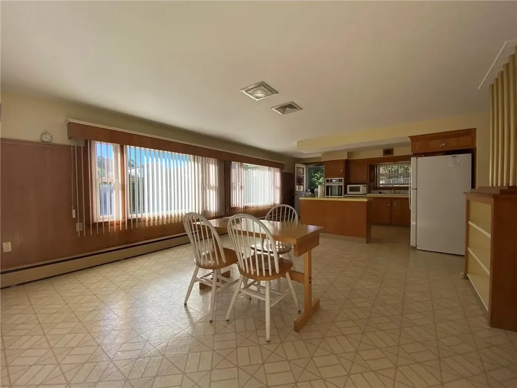 8 Fatima Drive North Providence RI 02904