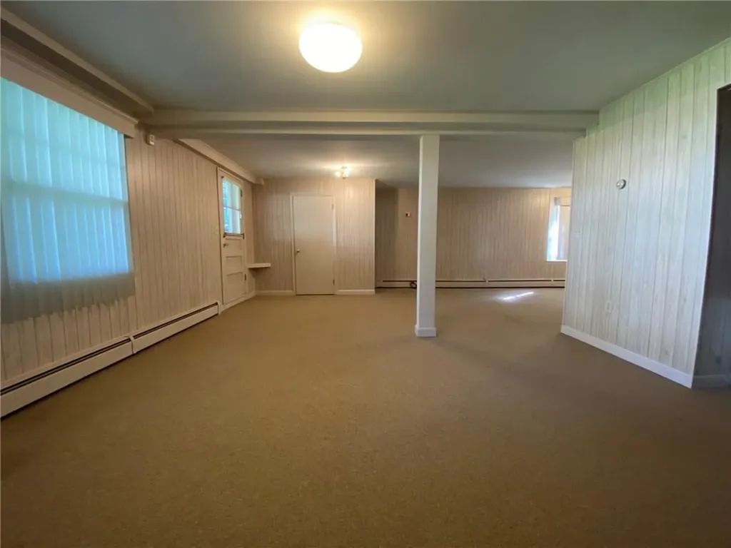 8 Fatima Drive North Providence RI 02904