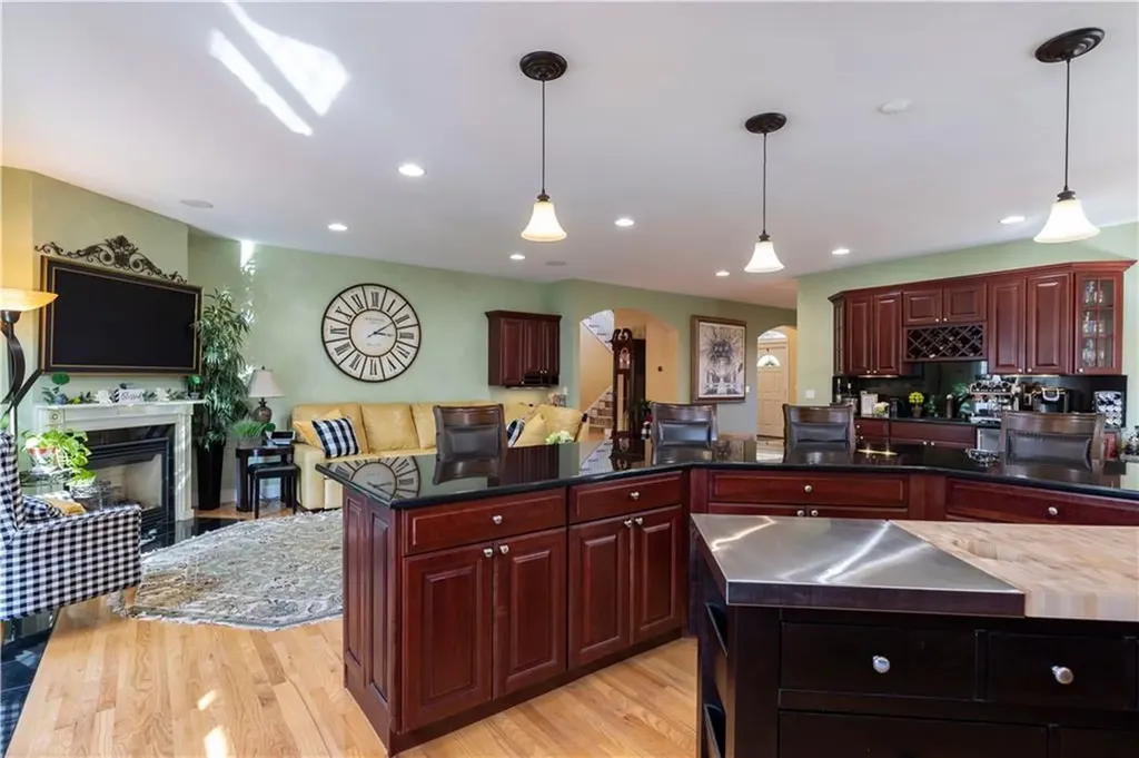 383 Ocean Road Narragansett RI 02882