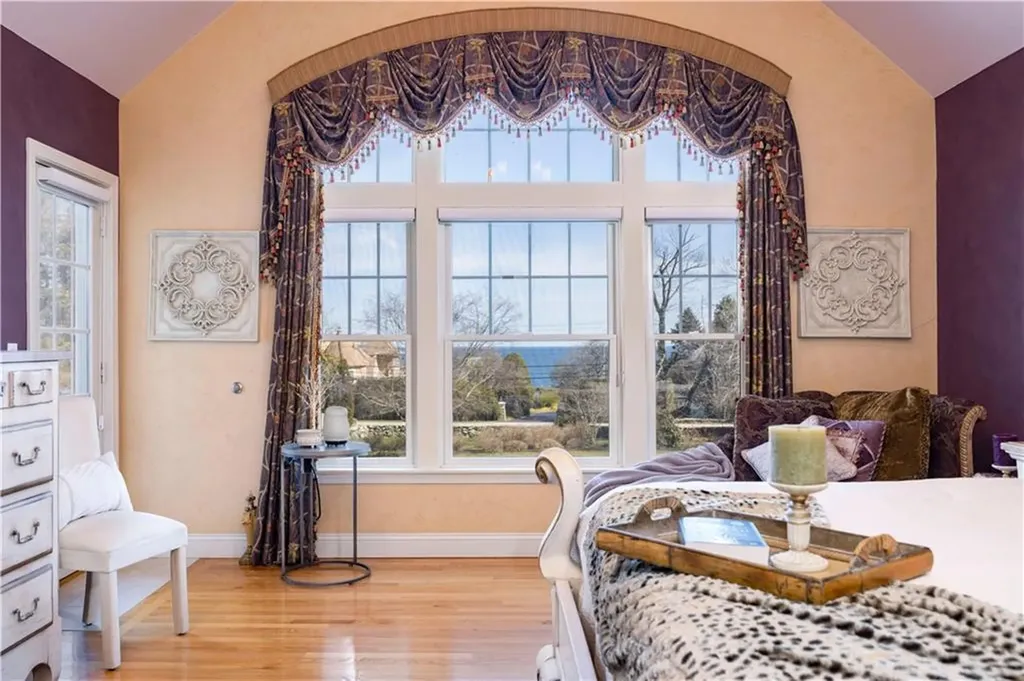 383 Ocean Road Narragansett RI 02882