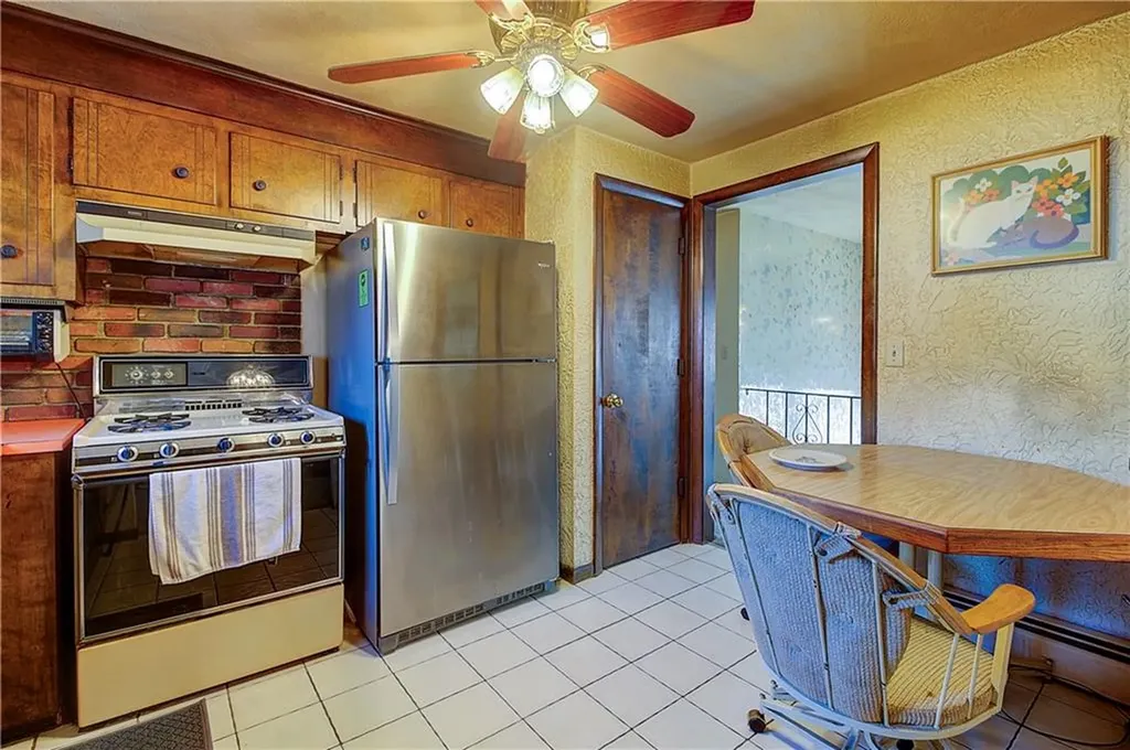 57 Pearl Avenue North Providence RI 02904