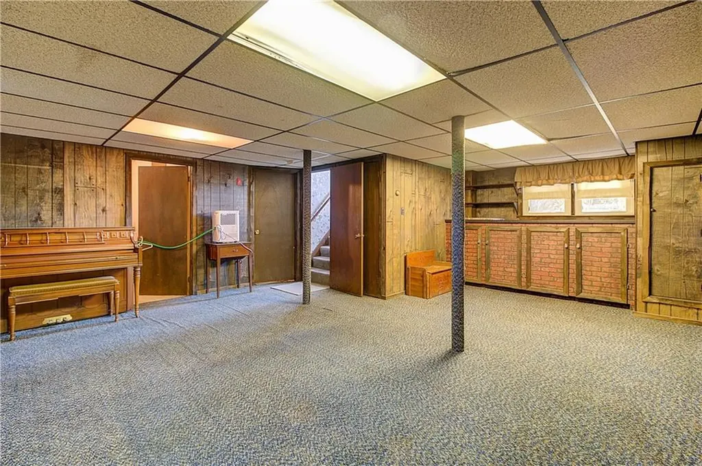 57 Pearl Avenue North Providence RI 02904