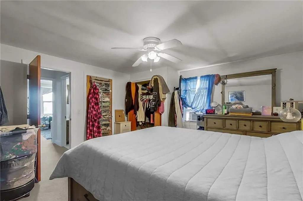 16 Race Street Middletown RI 02842