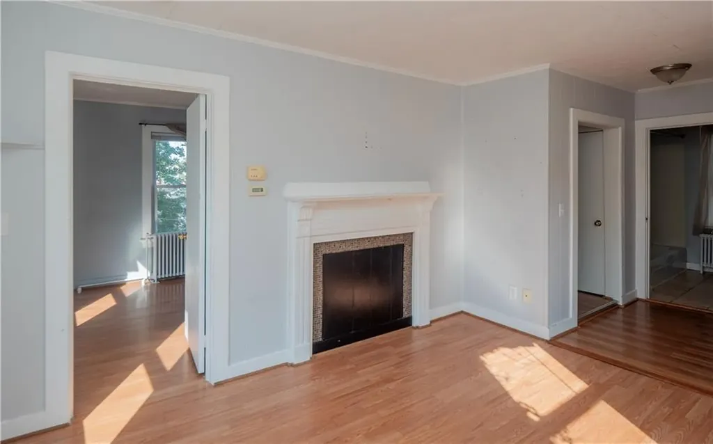 13 Carey Street Newport RI 02840