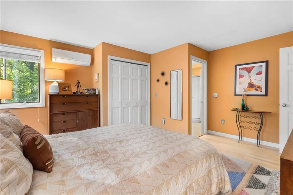 70 Mettatuxet Road Narragansett RI 02882