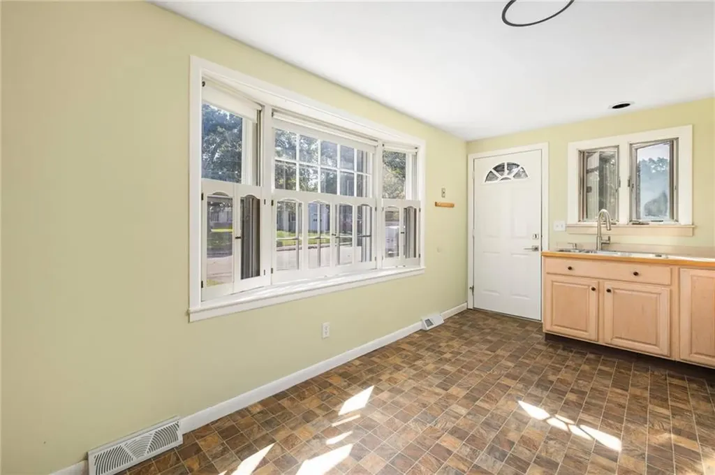 36 Wesleyan Avenue Coventry RI 02816