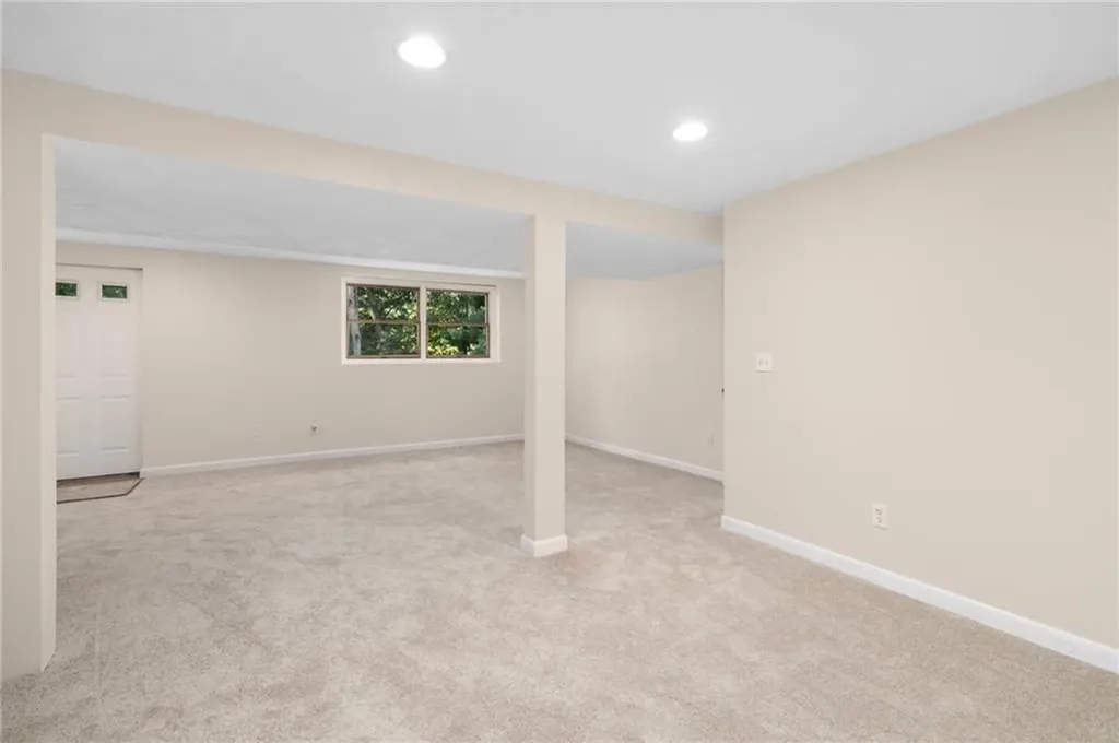 36 Wesleyan Avenue Coventry RI 02816