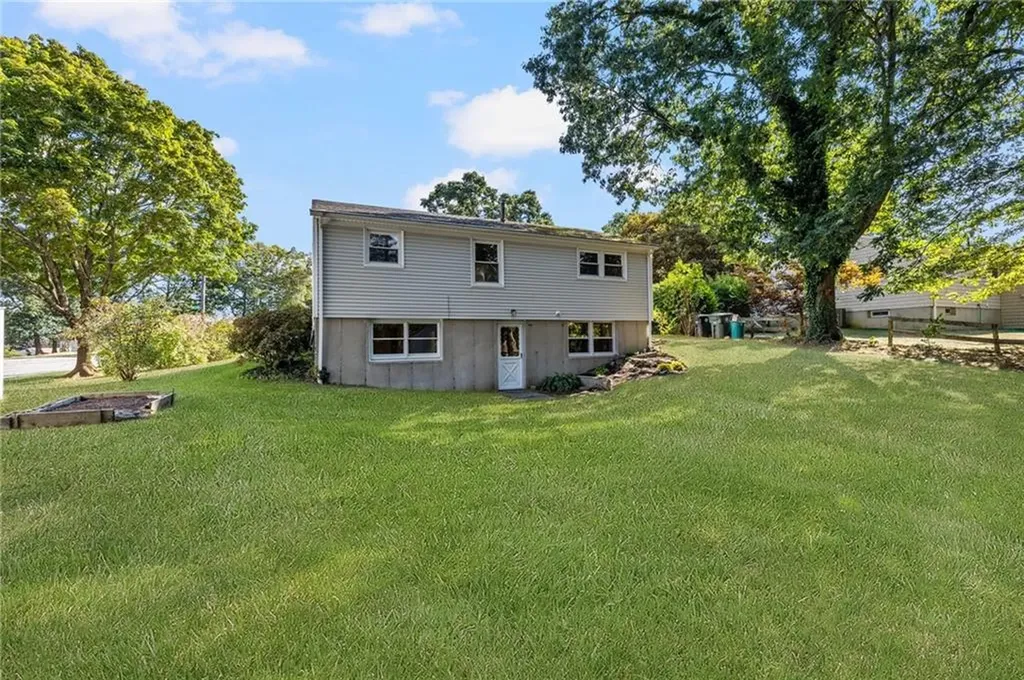 36 Wesleyan Avenue Coventry RI 02816