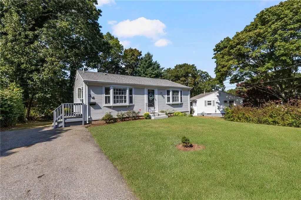 36 Wesleyan Avenue Coventry RI 02816