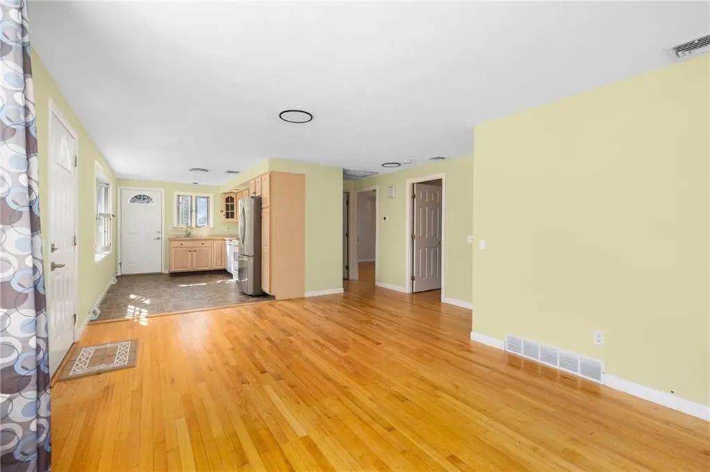 36 Wesleyan Avenue Coventry RI 02816