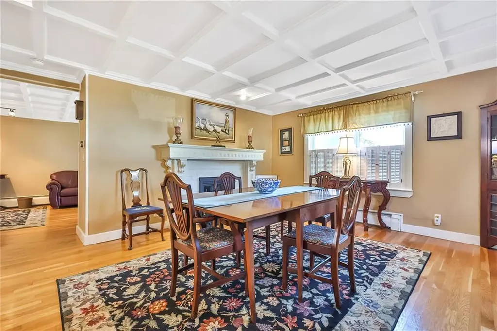 7 Annandale Terrace Newport RI 02840
