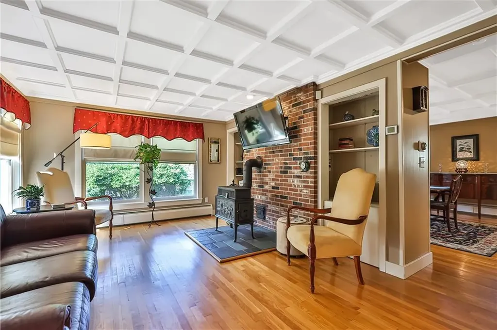 7 Annandale Terrace Newport RI 02840
