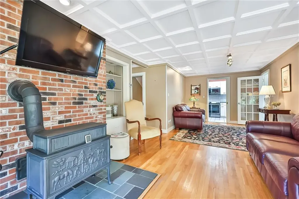 7 Annandale Terrace Newport RI 02840