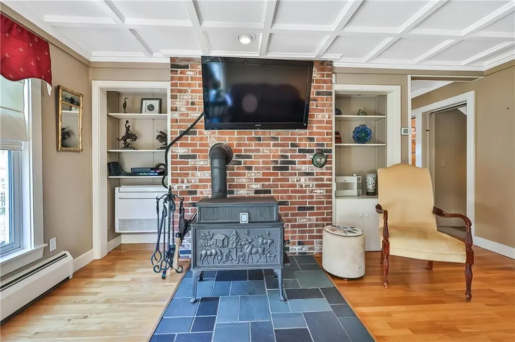 7 Annandale Terrace Newport RI 02840