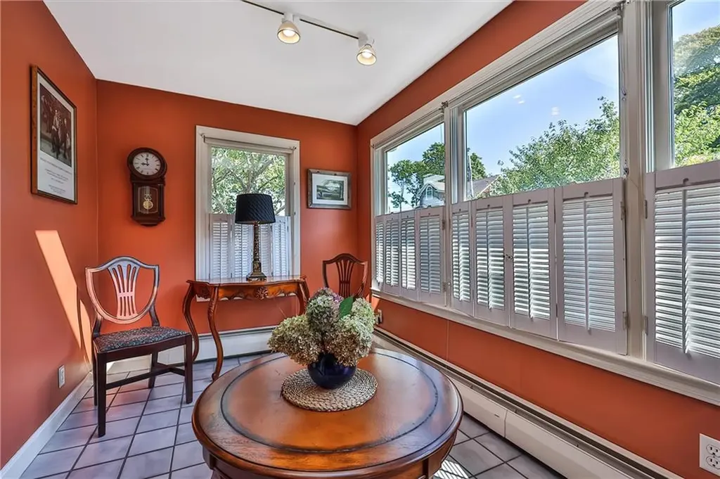 7 Annandale Terrace Newport RI 02840