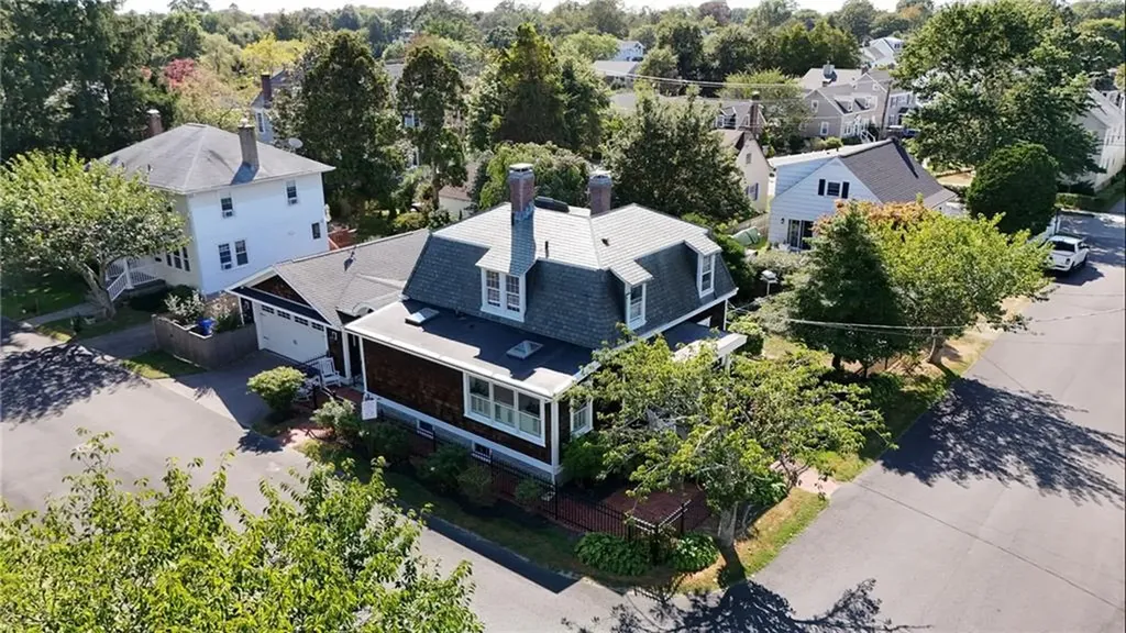 7 Annandale Terrace Newport RI 02840