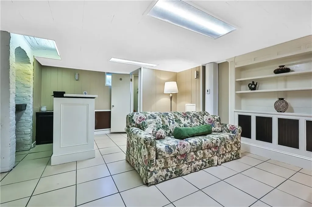 7 Annandale Terrace Newport RI 02840