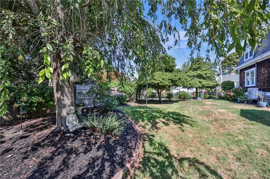 7 Annandale Terrace Newport RI 02840