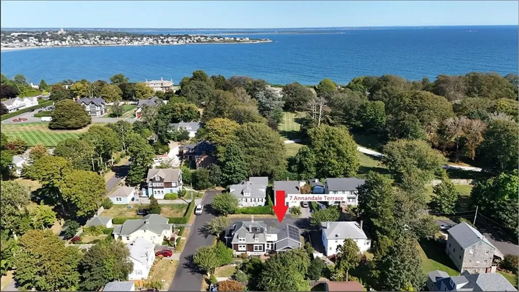 7 Annandale Terrace Newport RI 02840